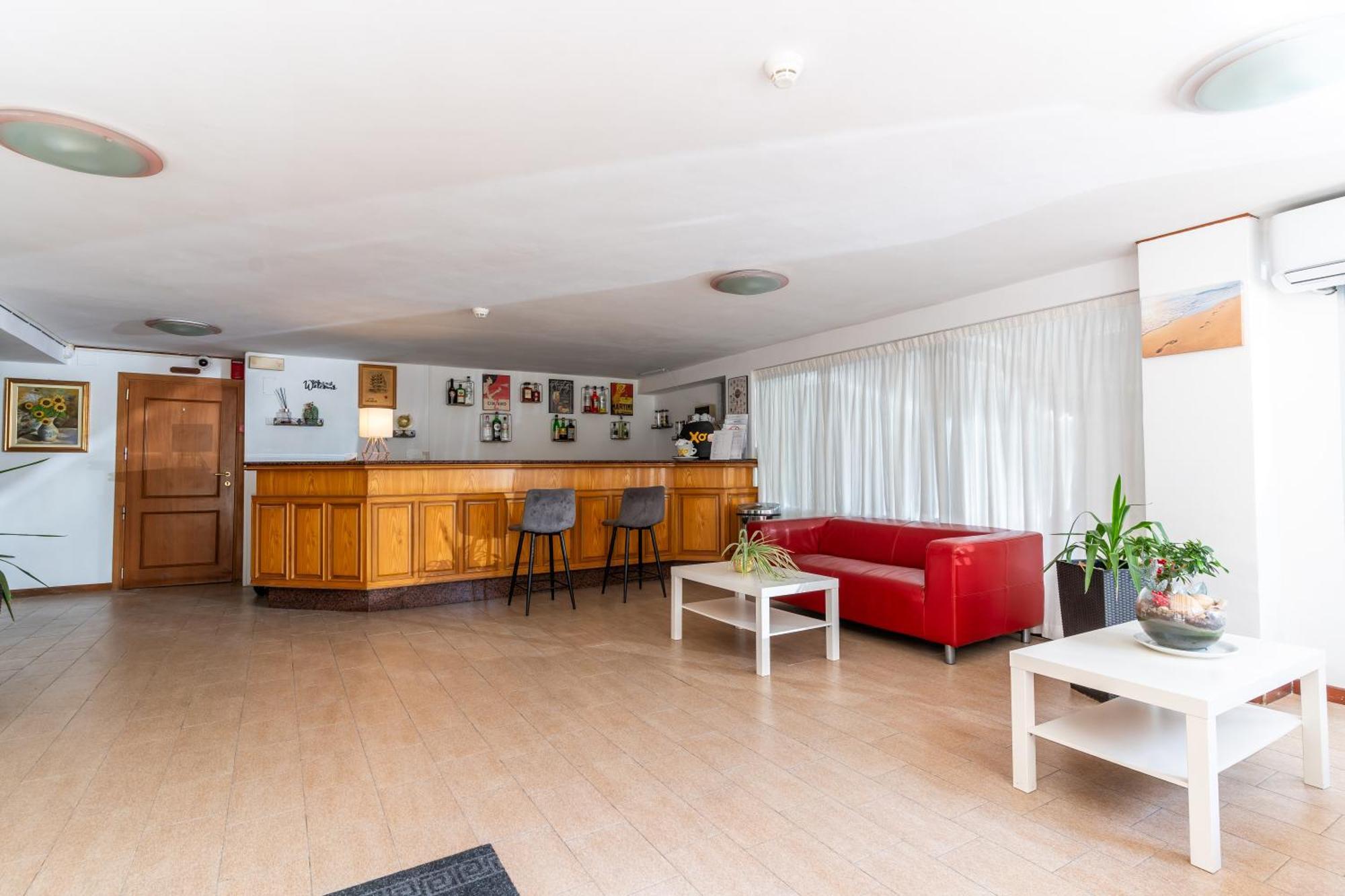 Hotel Ischia Римини Экстерьер фото