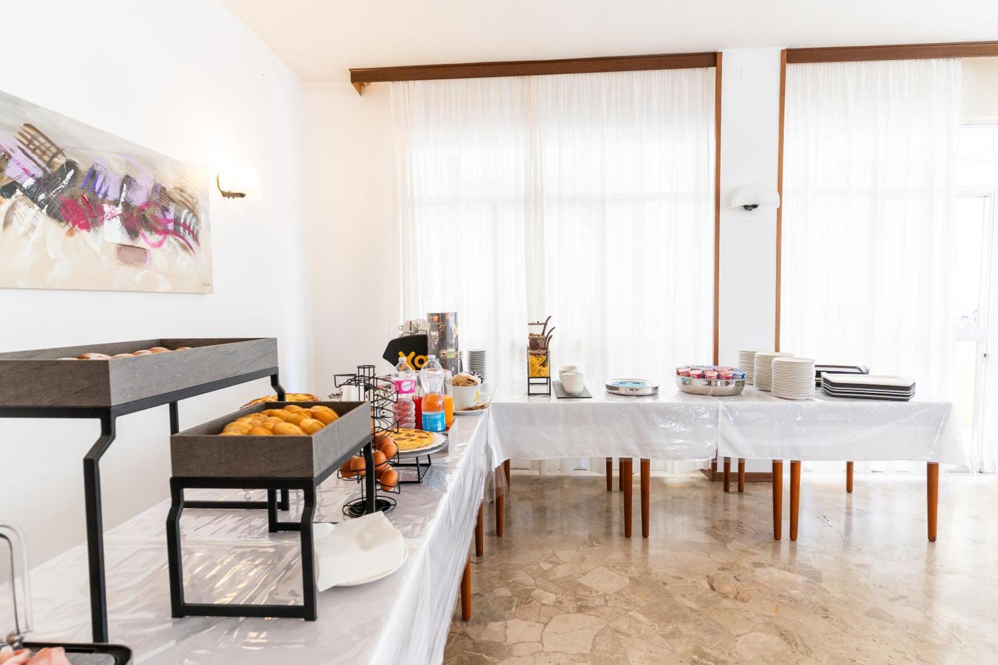 Hotel Ischia Римини Экстерьер фото